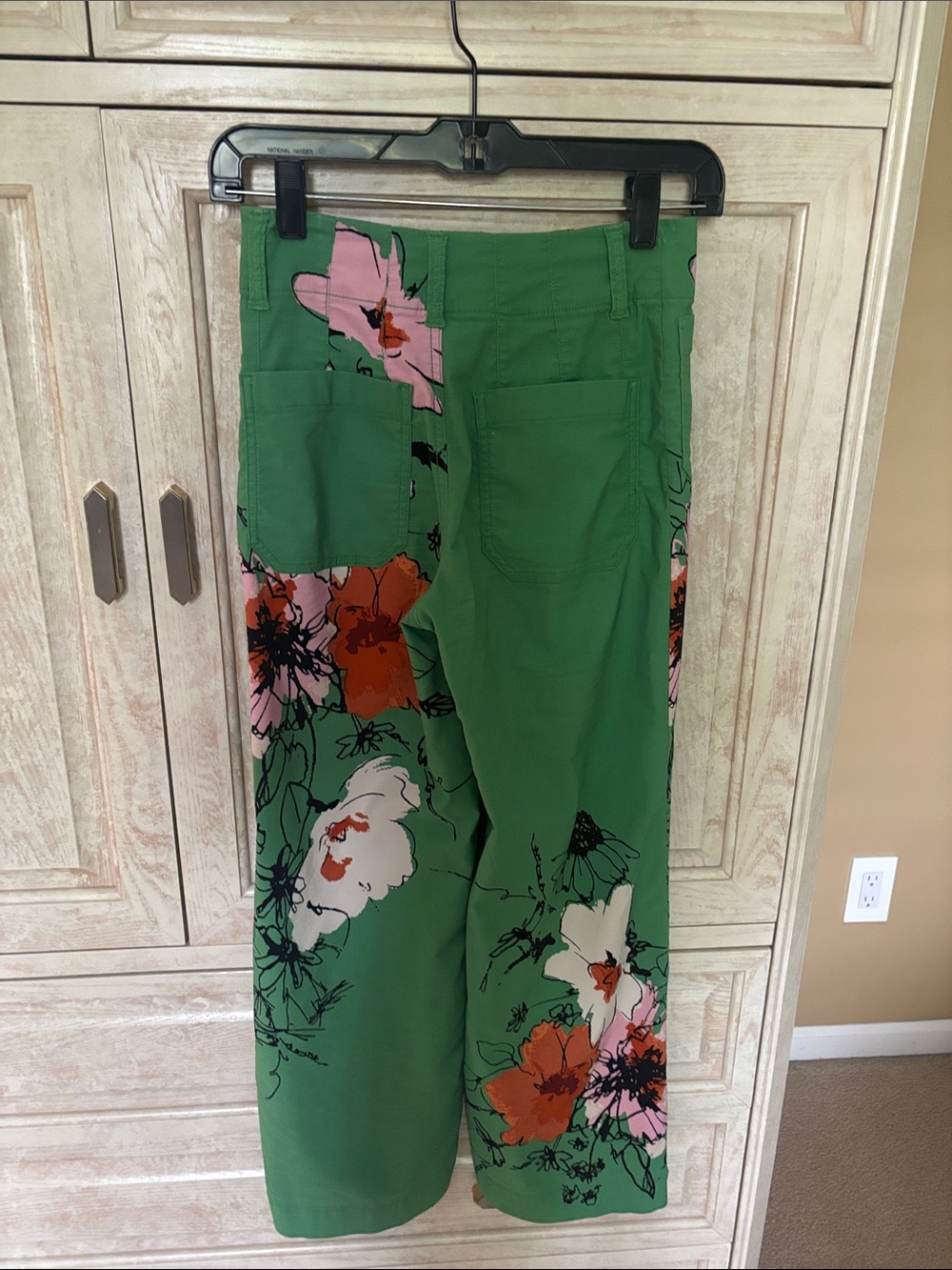 Maeve Green Floral Wide-Leg Capris with Pink & Orange Flowers - Picture 2 of 7